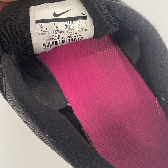 Nike Downshifter 9 Womens Sneakers Running Shoes Lace Up Black Pink Size 7.5 - Picture 4 of 4